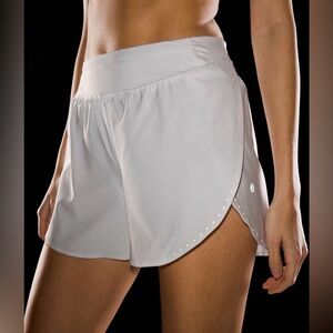 Lululemon Fast and Free High-Rise Classic-Fit Split Short 3" in White sz 10 NWT